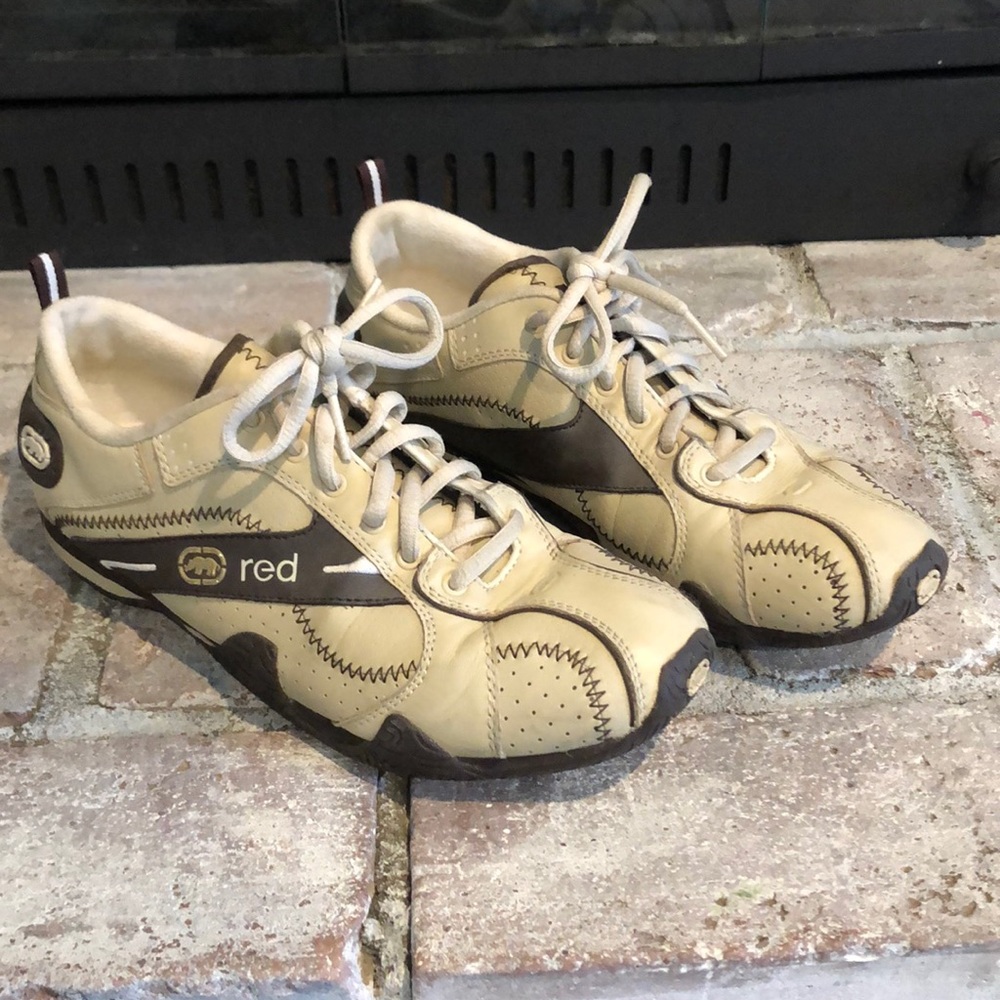 Red by Marc Ecko sneakers size 8